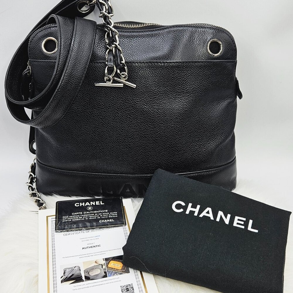 Chanel Caviar Dome Stitched shoulder bag